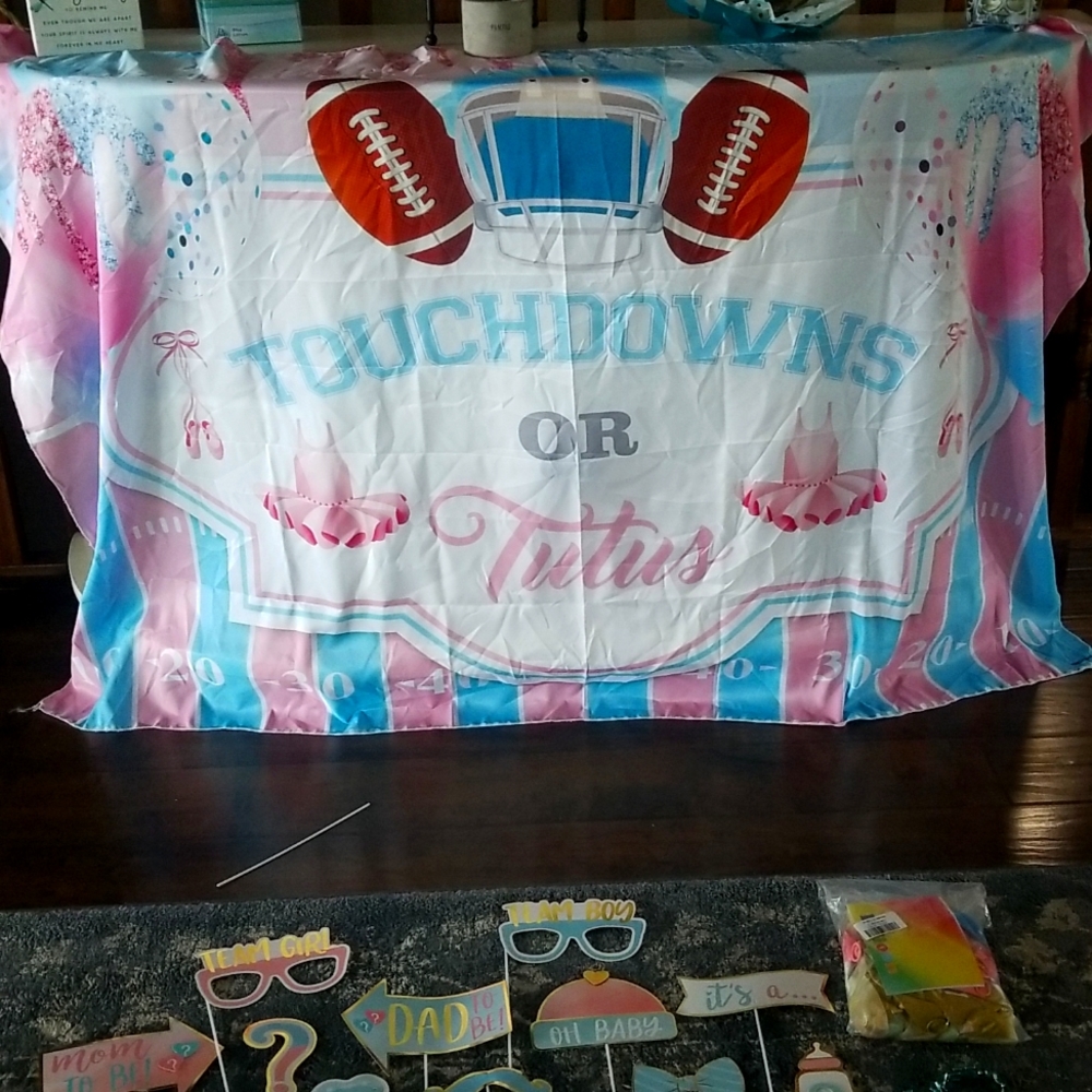Baby reveal bundle